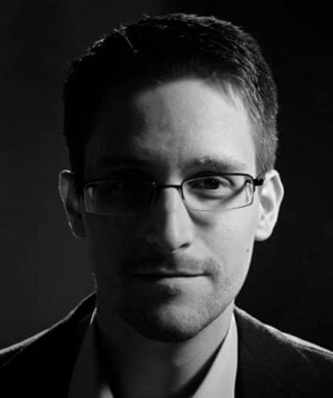 402px-Edward-Snowden-FOPF-2014