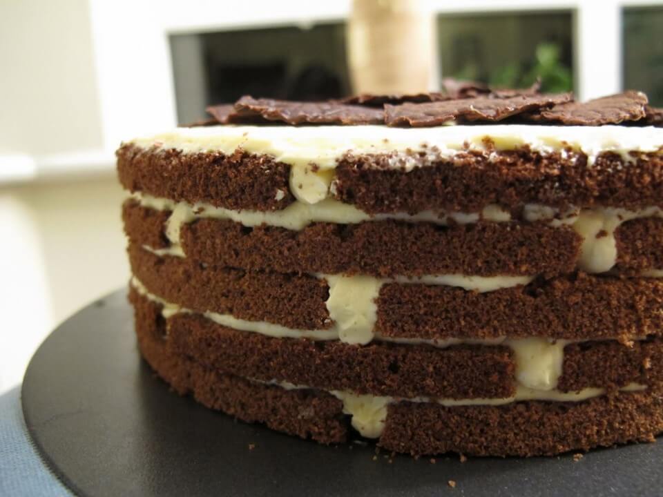 2012_05_09_chocolate and honey brickwall cake_03